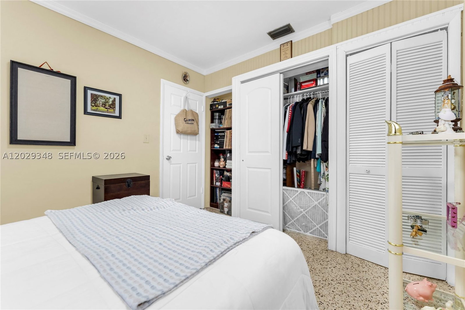 Real estate property located at 884 72nd Pl, Miami-dade, Meadows Park, Hialeah, FL
