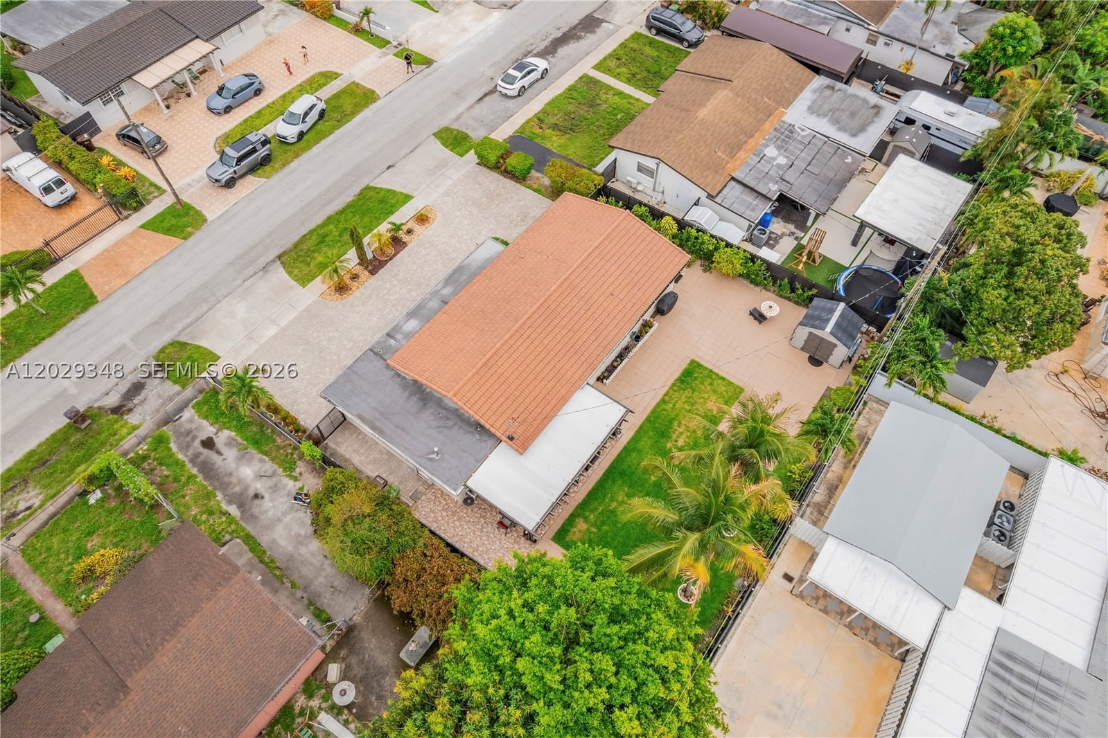 Real estate property located at 884 72nd Pl, Miami-dade, Meadows Park, Hialeah, FL