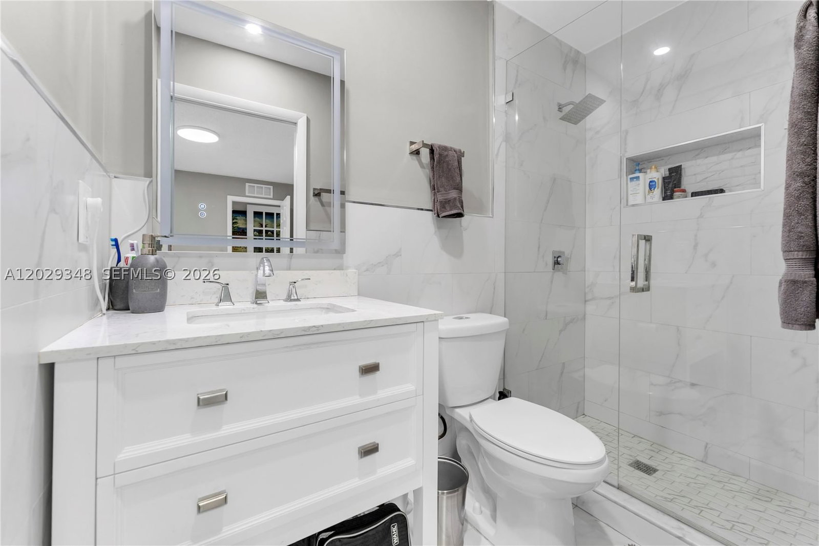 Real estate property located at 884 72nd Pl, Miami-dade, Meadows Park, Hialeah, FL