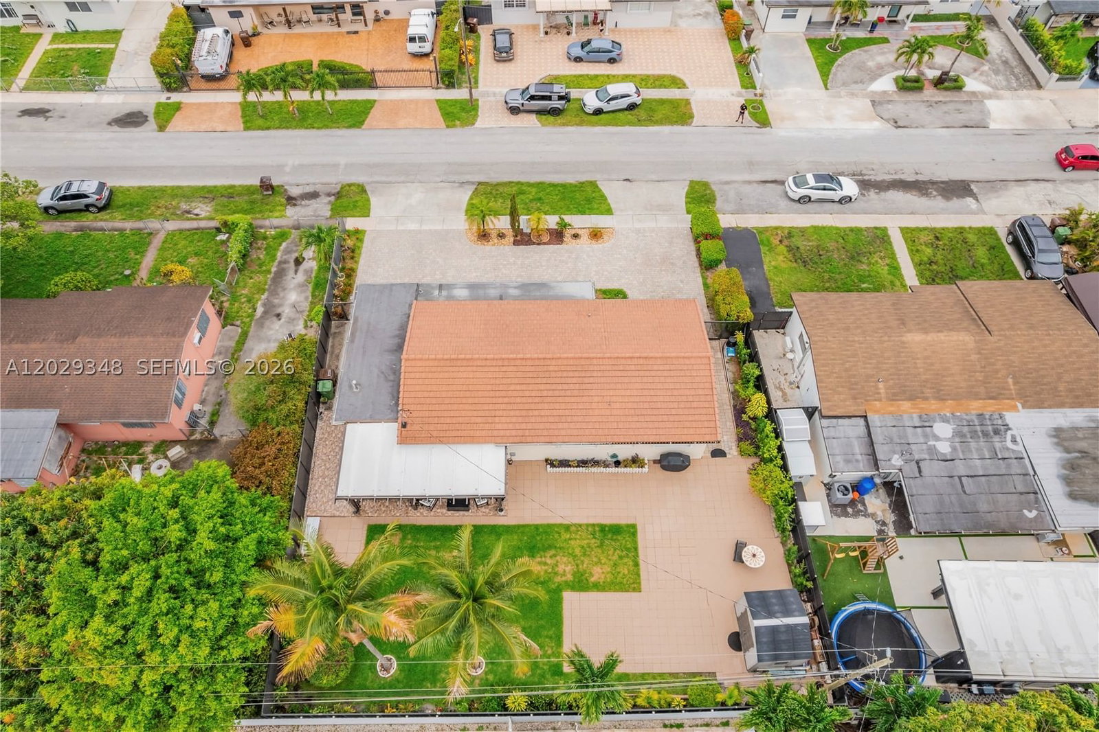 Real estate property located at 884 72nd Pl, Miami-dade, Meadows Park, Hialeah, FL