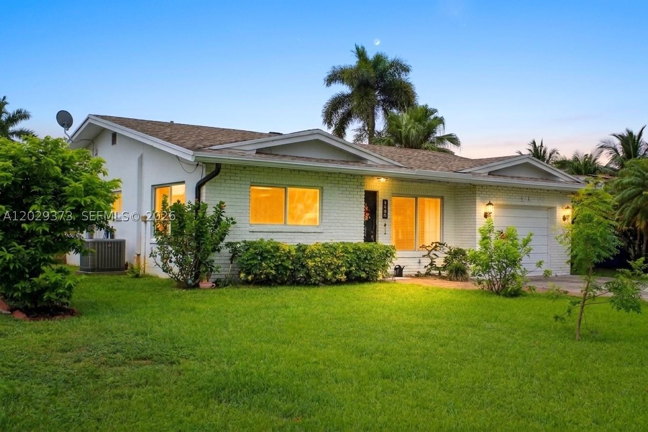 Real estate property located at 3166 68th Ct, Broward, Palm-aire Village 2nd Sec, Fort Lauderdale, FL