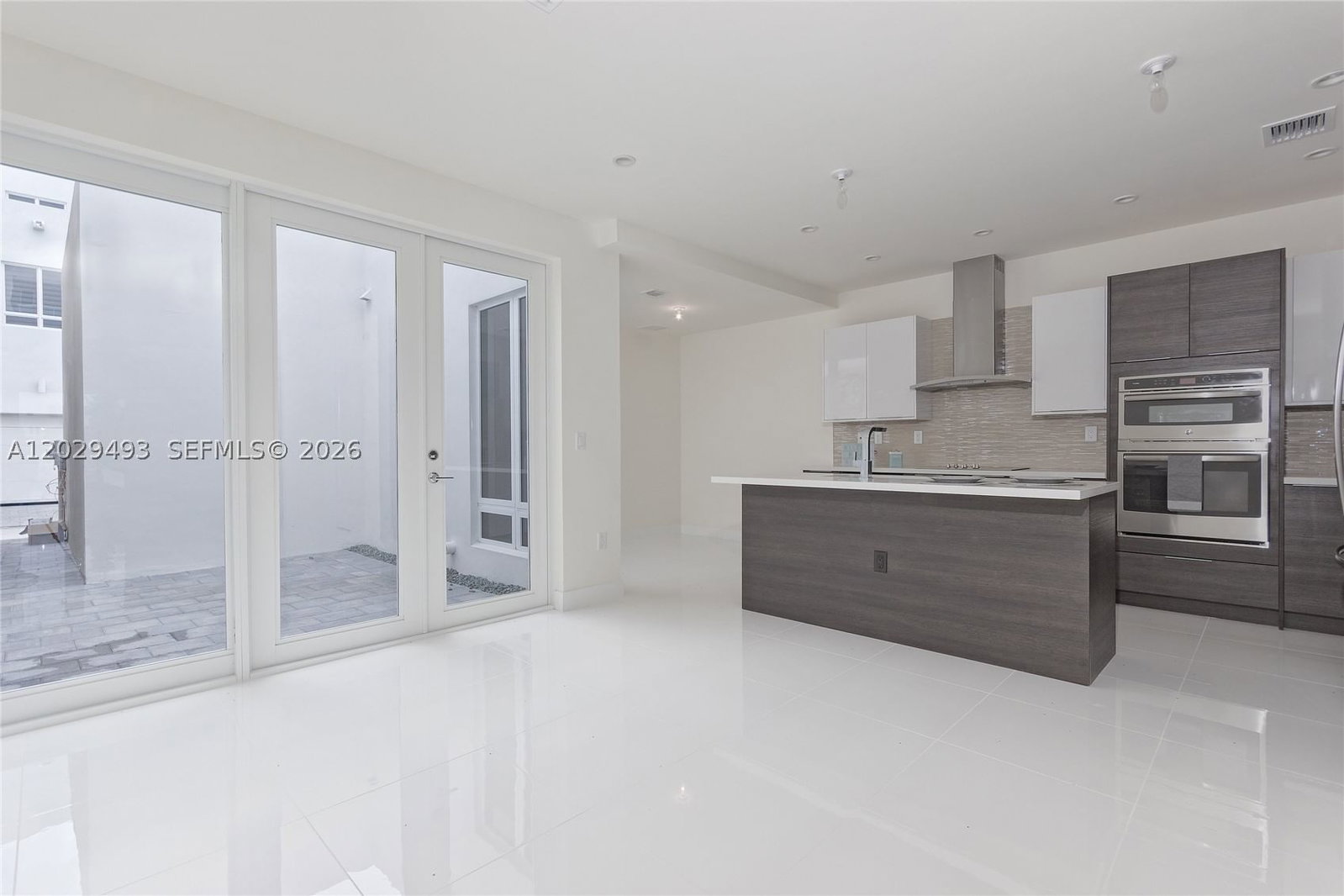 Real estate property located at , Miami-dade, Landmark At Doral, Doral, FL