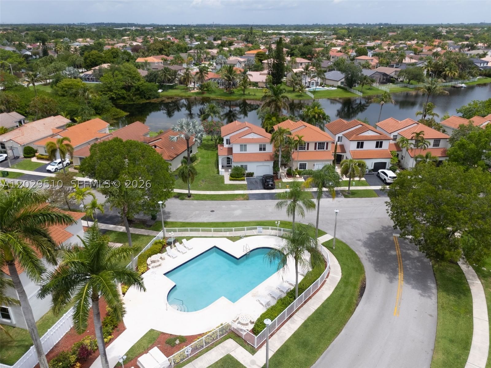 Real estate property located at 17953 11th St, Broward, Silver Lakes Phase Ii Rep, Pembroke Pines, FL