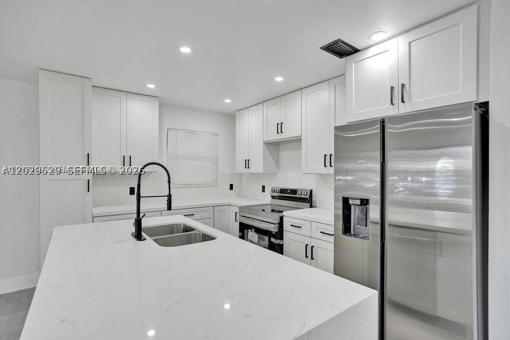 Real estate property located at 1628 7th Ave, Broward, Middle River Terrace Amd, Fort Lauderdale, FL