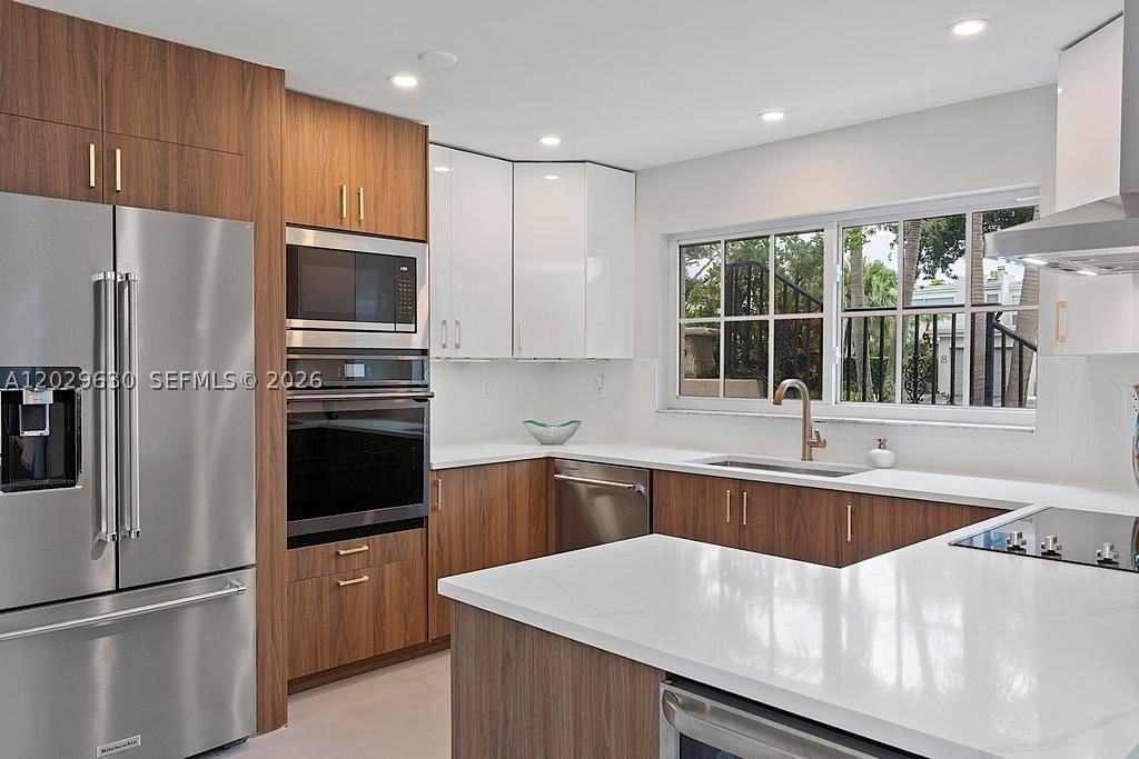 Real estate property located at 661 Kensington Pl #101B, Broward, Townhouses Shores Condo, Wilton Manors, FL