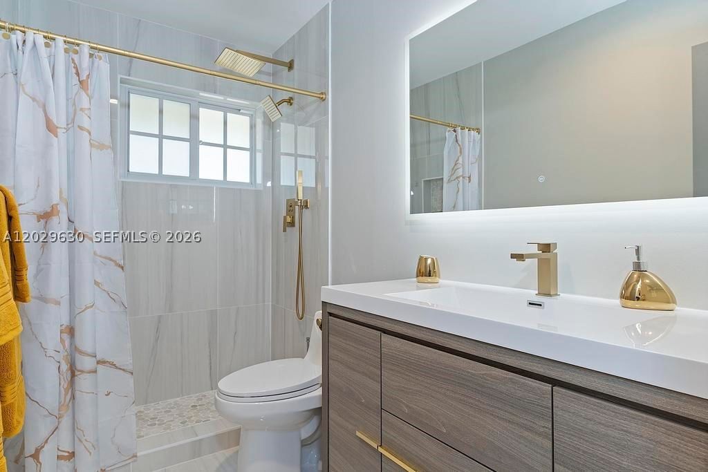 Real estate property located at 661 Kensington Pl #101B, Broward, Townhouses Shores Condo, Wilton Manors, FL