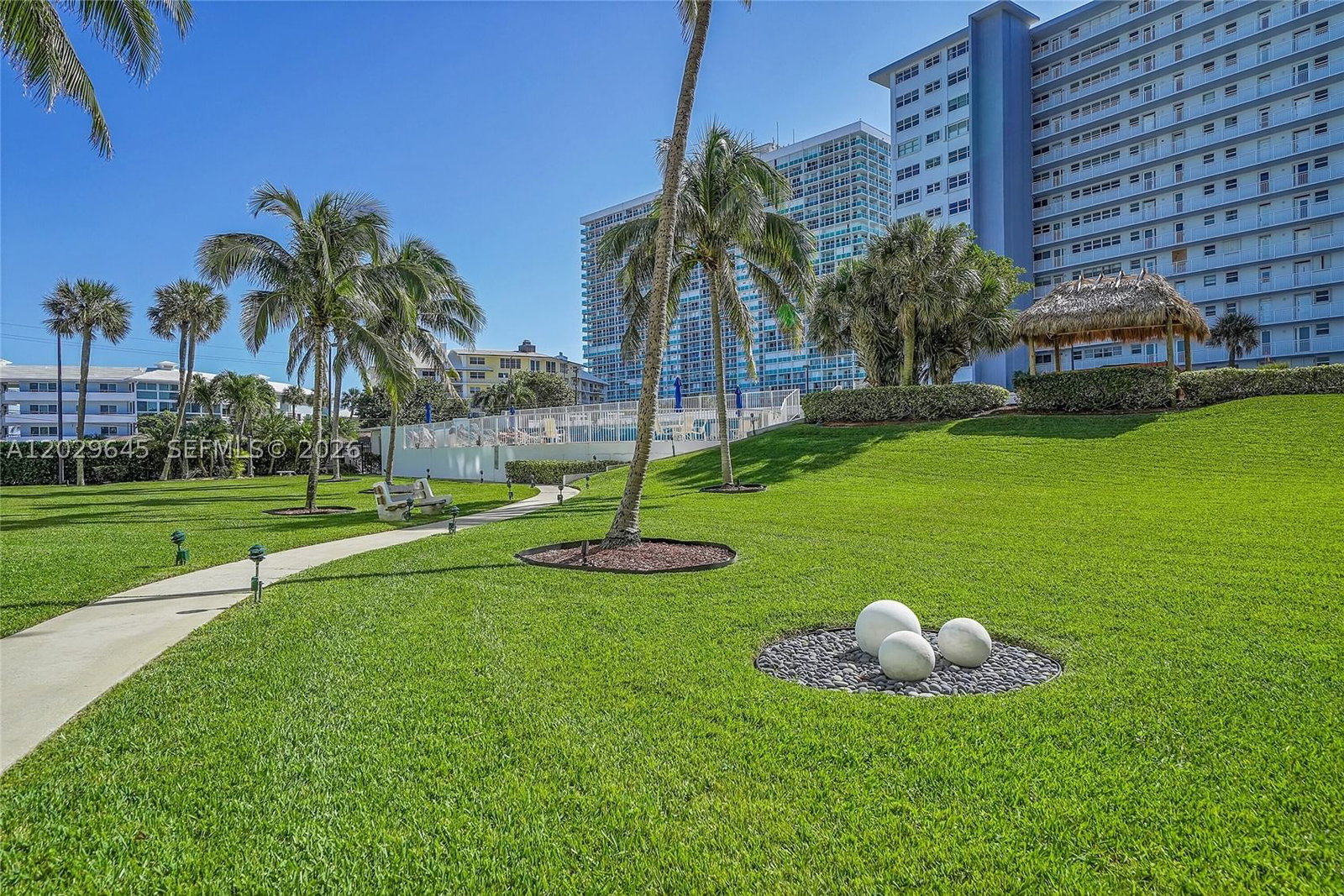 Real estate property located at 1900 Ocean Dr #312, Broward, Breakwater Towers Co-op, Fort Lauderdale, FL