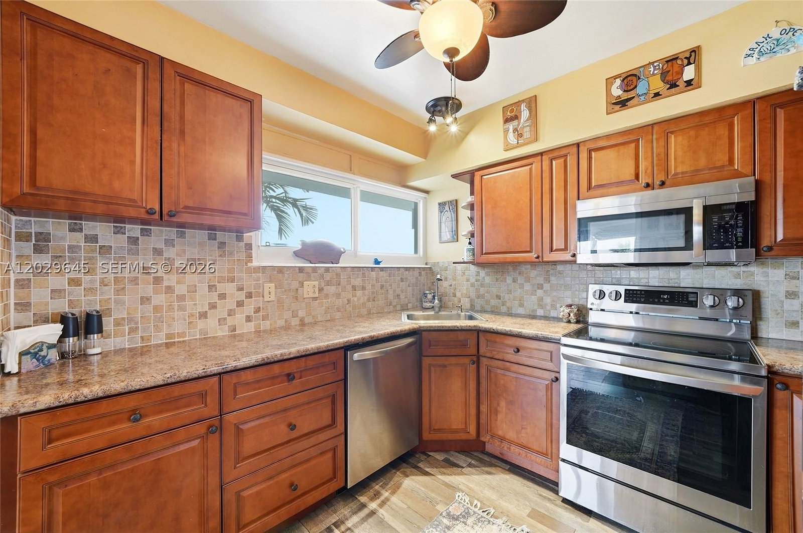 Real estate property located at 1900 Ocean Dr #312, Broward, Breakwater Towers Co-op, Fort Lauderdale, FL