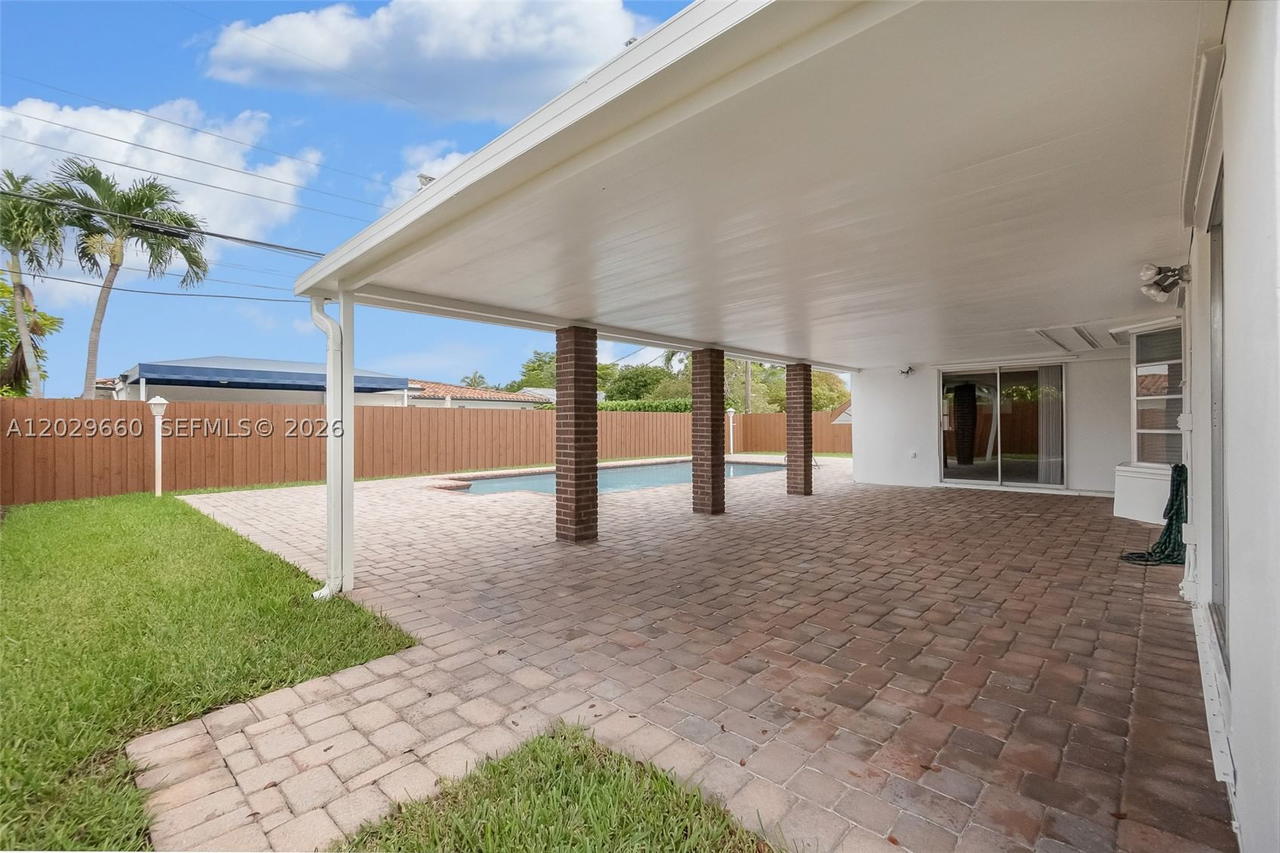 Real estate property located at 5830 89th Ct, Miami-dade, Darlington Manor, Miami, FL