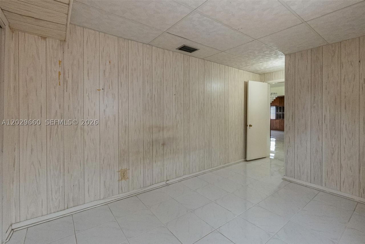 Real estate property located at 5830 89th Ct, Miami-dade, Darlington Manor, Miami, FL