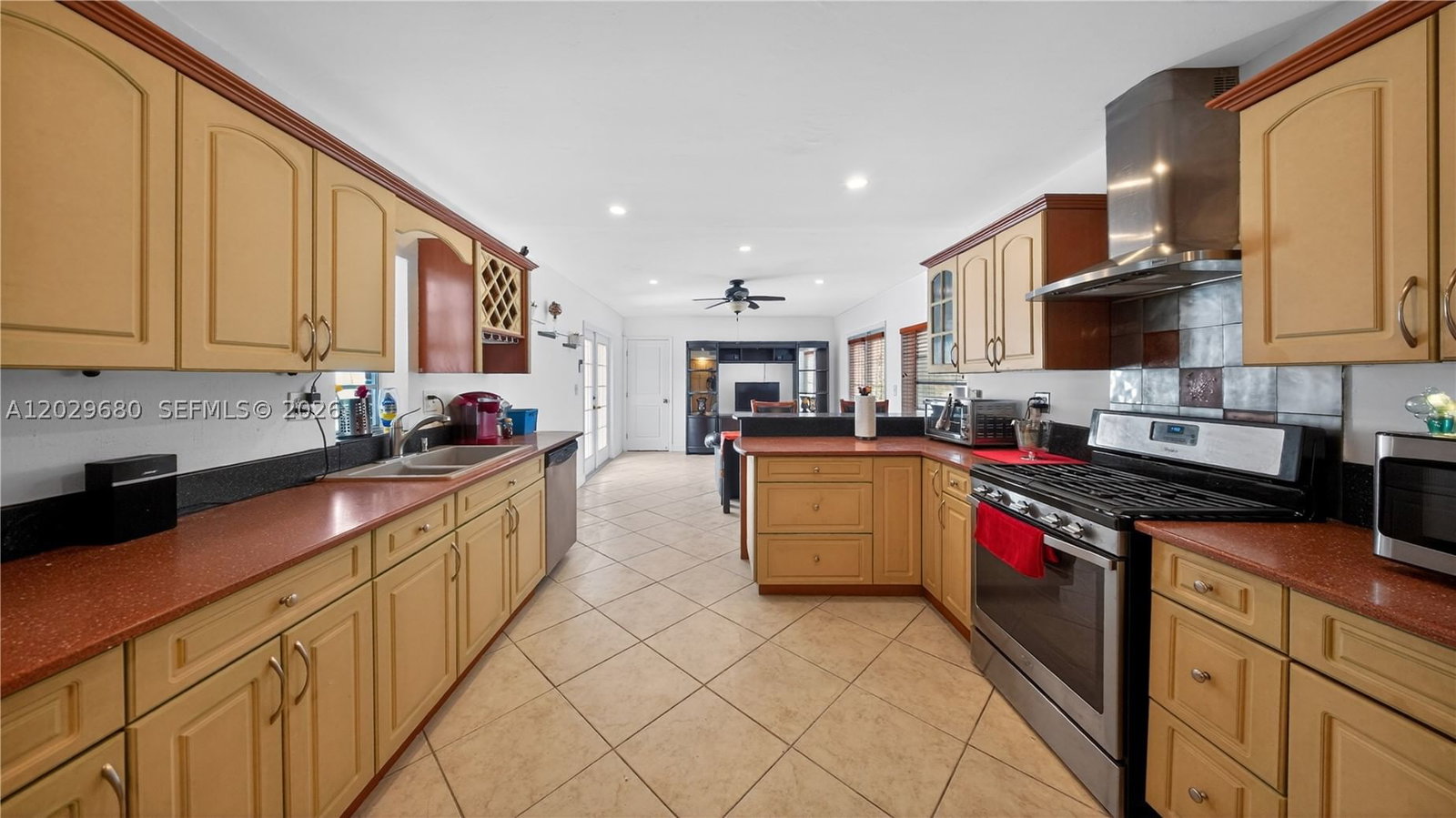 Real estate property located at 9605 187th St, Miami-dade, Bel Aire, Cutler Bay, FL