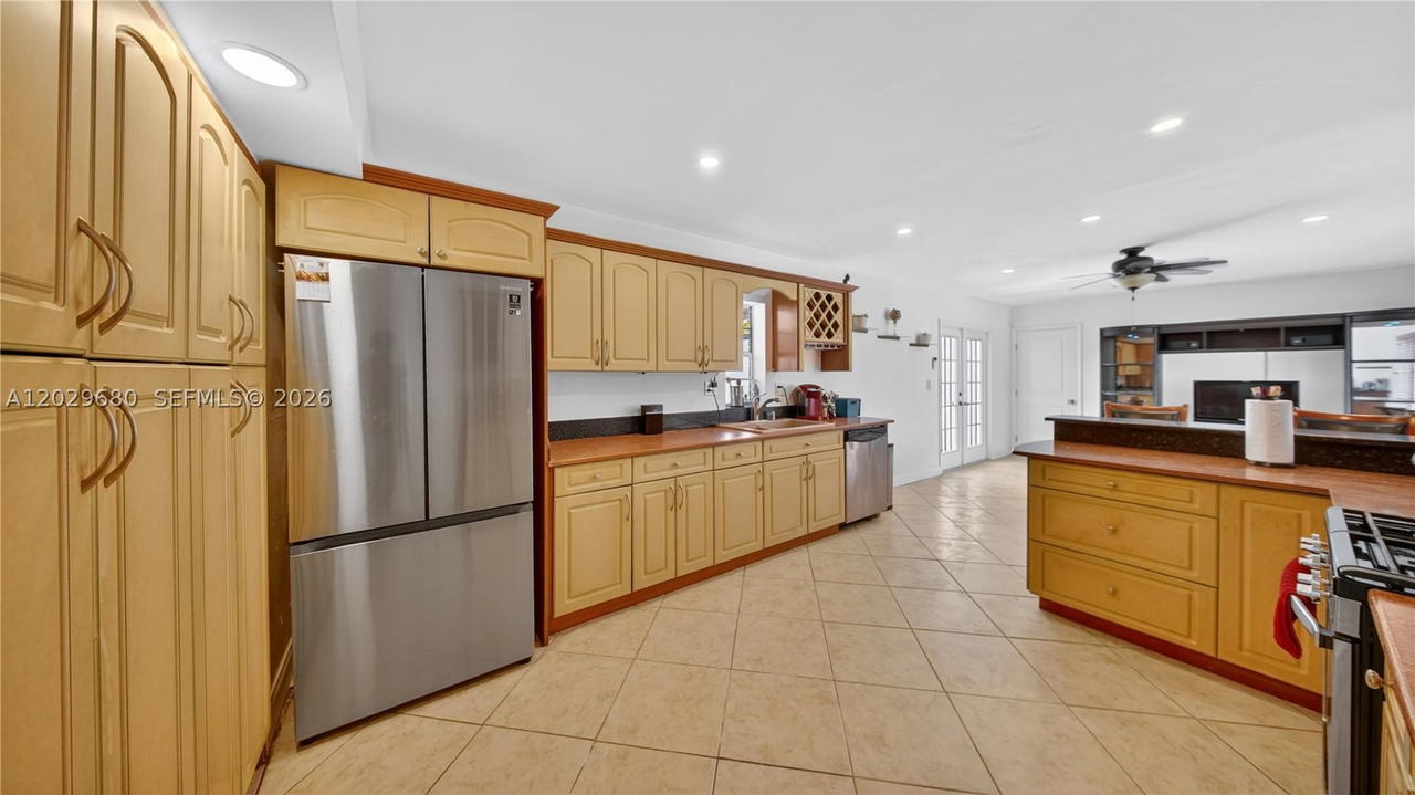 Real estate property located at 9605 187th St, Miami-dade, Bel Aire, Cutler Bay, FL