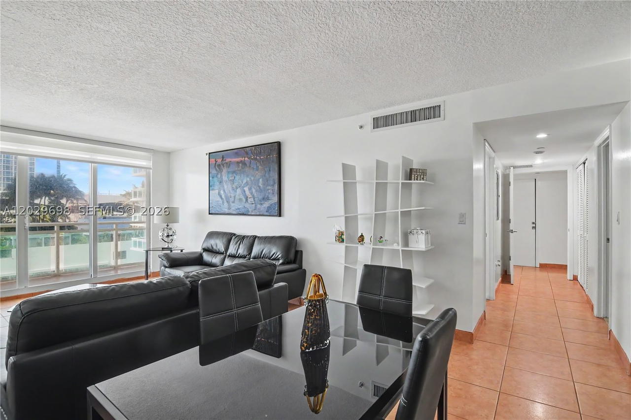 Real estate property located at 6917 Collins Ave #605, Miami-dade, The Collins Condo, Miami Beach, FL