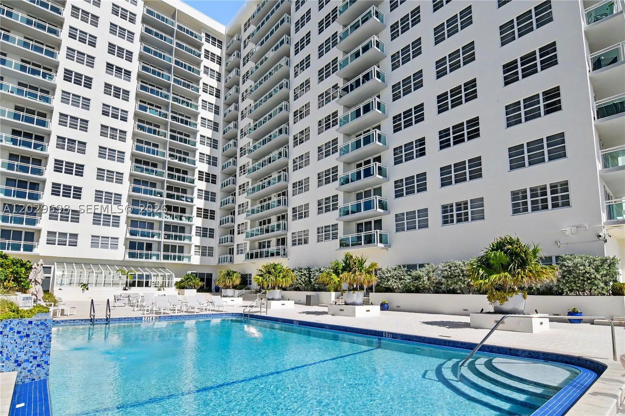 Real estate property located at 6917 Collins Ave #605, Miami-dade, The Collins Condo, Miami Beach, FL