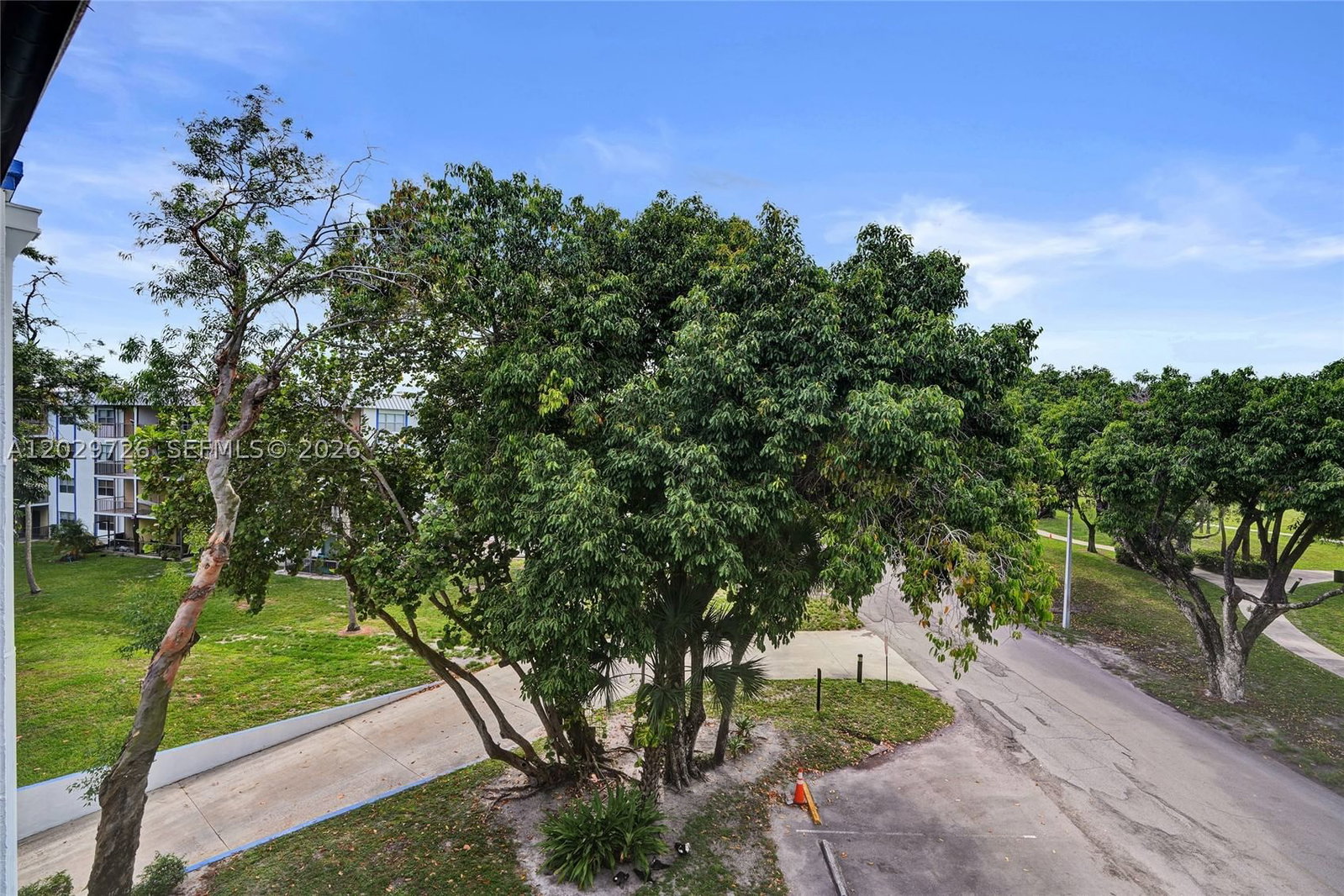 Real estate property located at 6060 Falls Cir Dr #407, Broward, Falls Of Inverrary, Lauderhill, FL