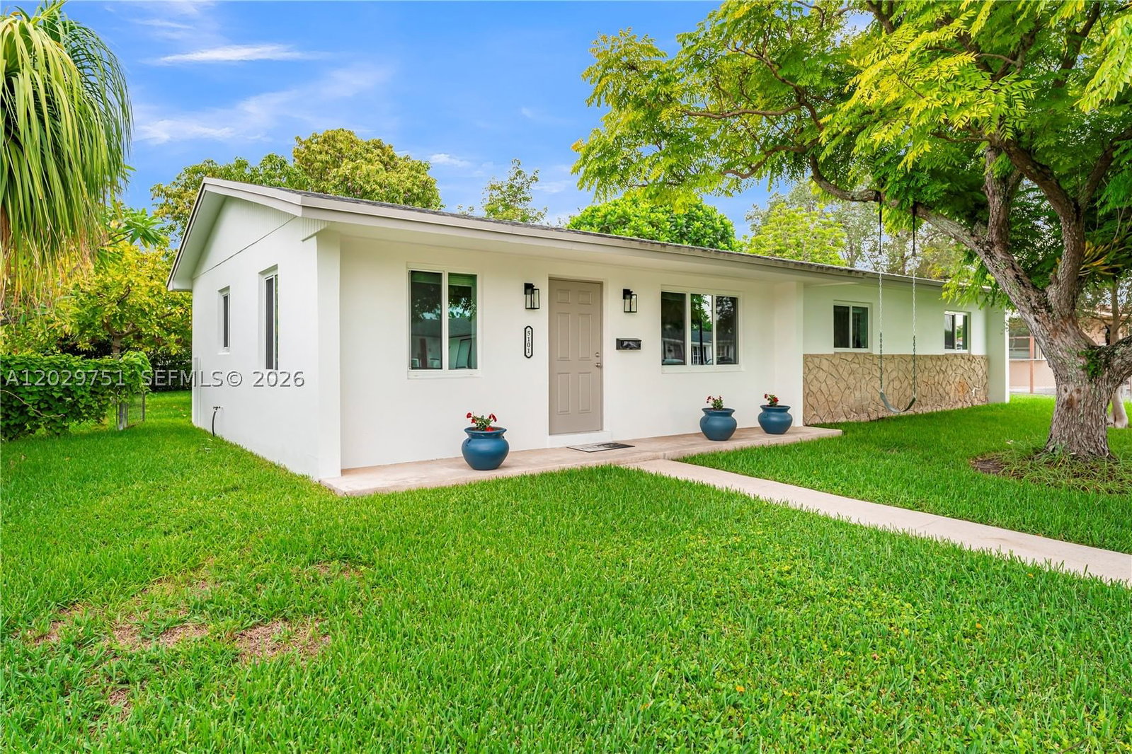 Real estate property located at 5101 127th Pl, Miami-dade, Royale Green Sec 3, Miami, FL