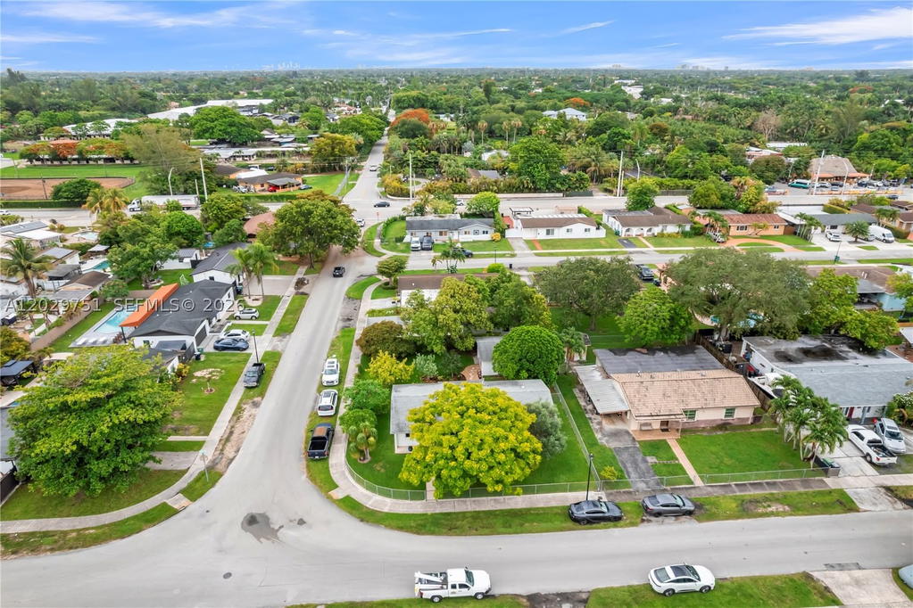 Real estate property located at 5101 127th Pl, Miami-dade, Royale Green Sec 3, Miami, FL
