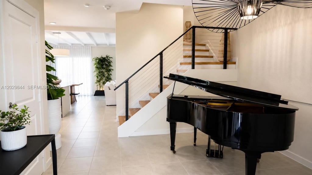 Real estate property located at 671 204th St, Miami-dade, Vista Lago, Miami Gardens, FL