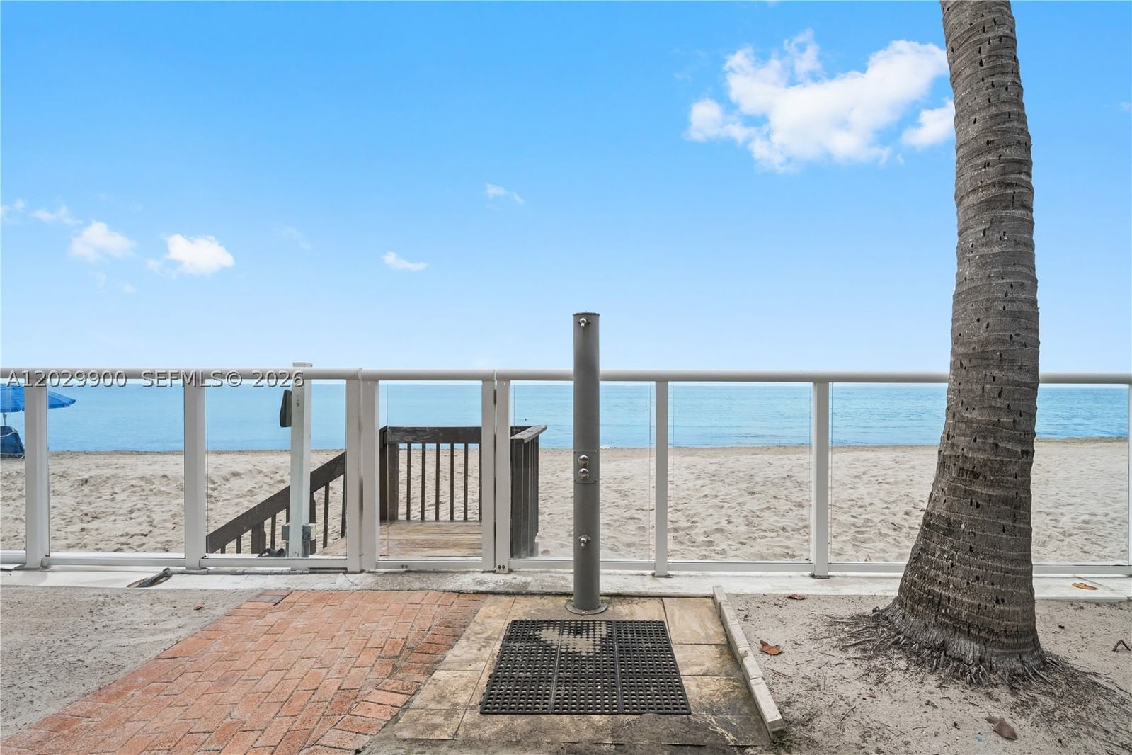 Real estate property located at 3001 Ocean Dr #1439, Broward, Residences On Hollywood B, Hollywood, FL