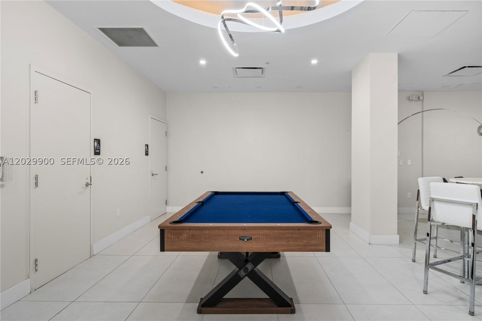 Real estate property located at 3001 Ocean Dr #1439, Broward, Residences On Hollywood B, Hollywood, FL