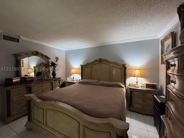 Real estate property located at 11780 18th St #428-2, Miami-dade, International Park I Cond, Miami, FL