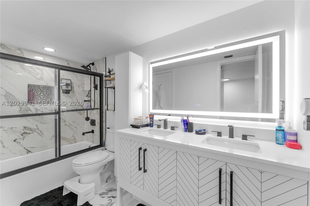Real estate property located at 10900 104th St #107, Miami-dade, The Berkeley Condo, Miami, FL