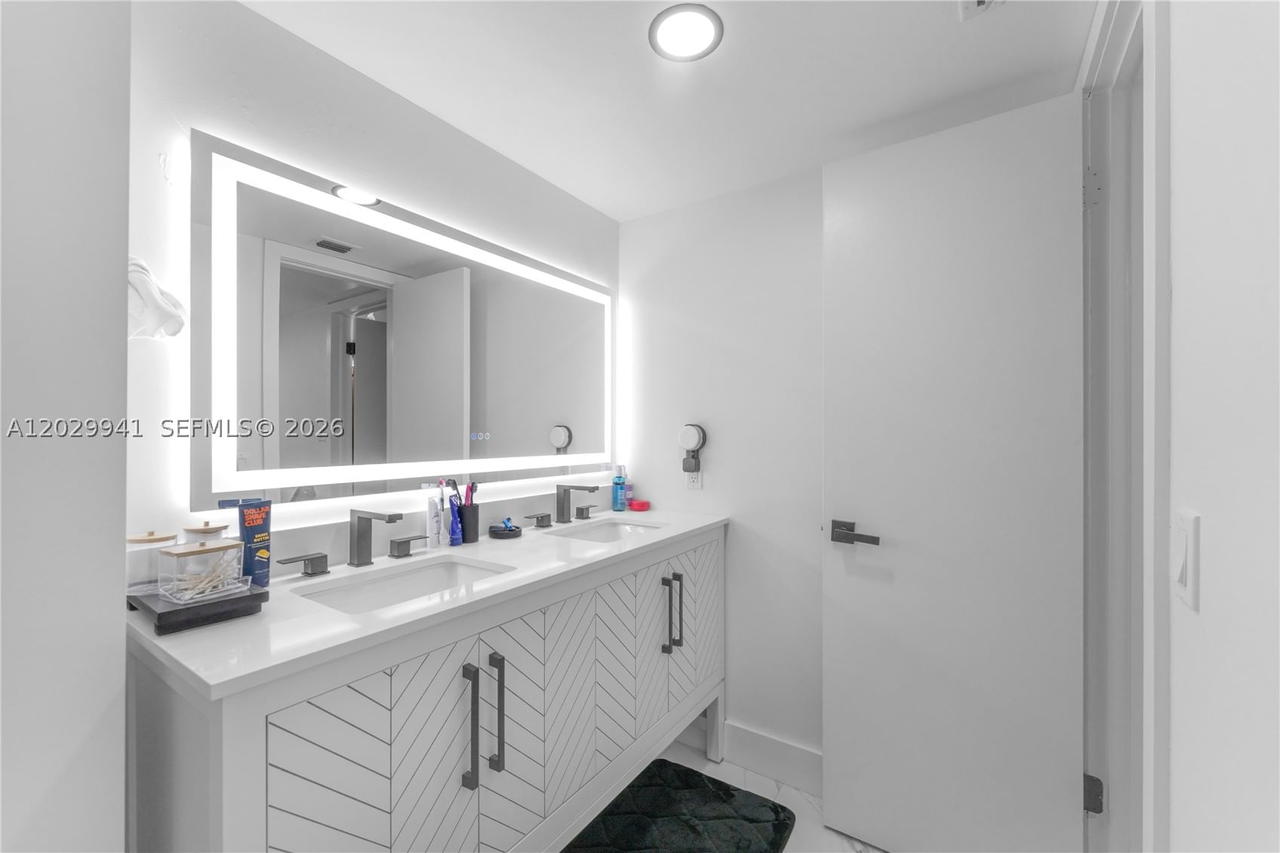 Real estate property located at 10900 104th St #107, Miami-dade, The Berkeley Condo, Miami, FL