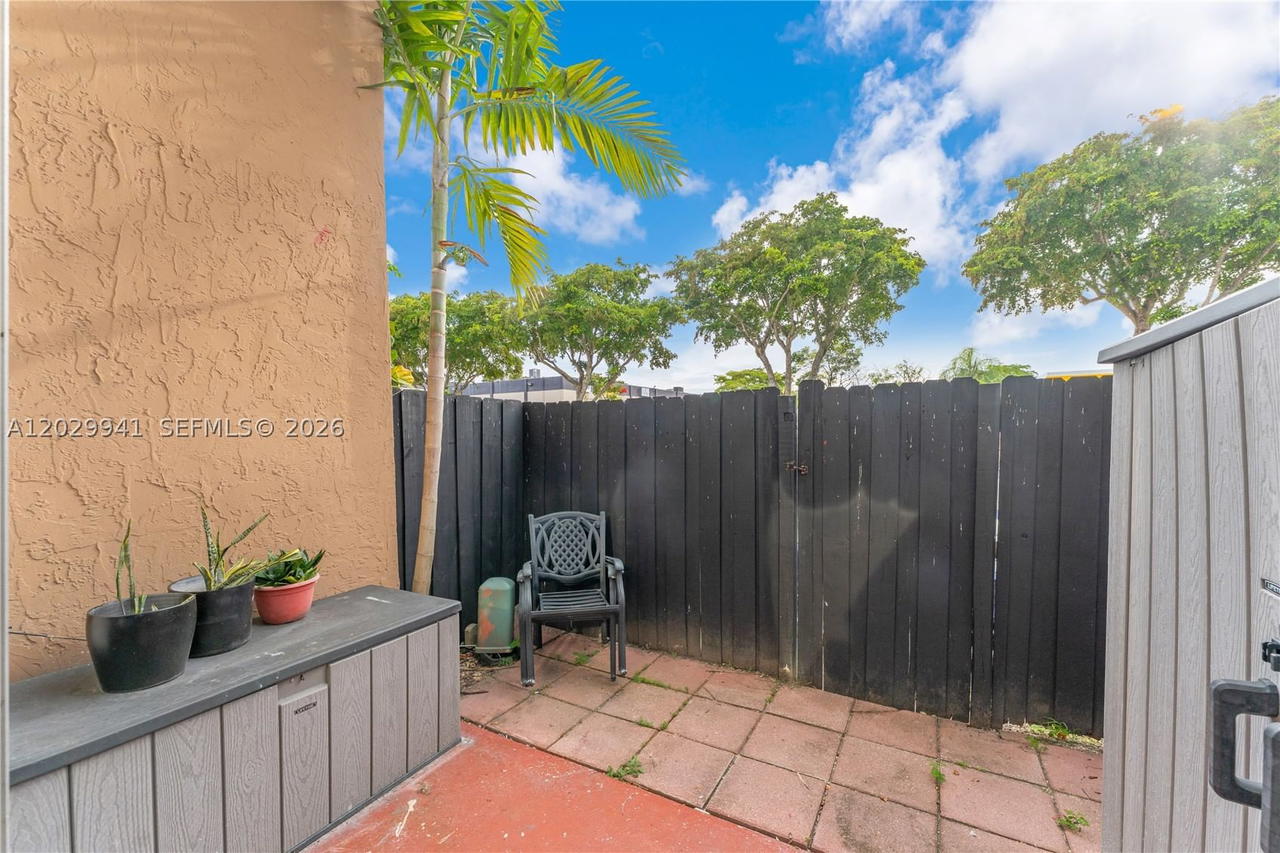 Real estate property located at 10900 104th St #107, Miami-dade, The Berkeley Condo, Miami, FL