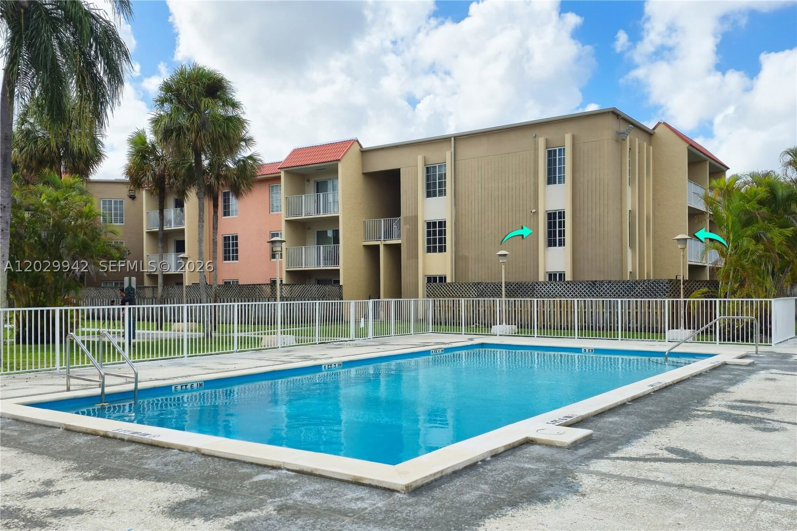 Real estate property located at 5201 Geneva Way #211, Miami-dade, Doral Gardens Ii Condo, Doral, FL