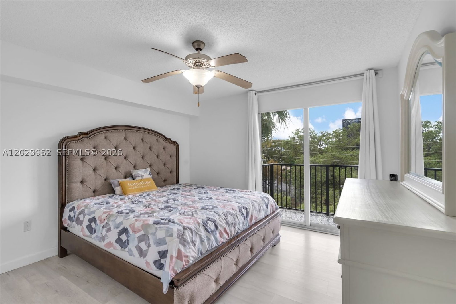 Real estate property located at 520 5th Ave #1307, Broward, Las Olas By The River Con, Fort Lauderdale, FL