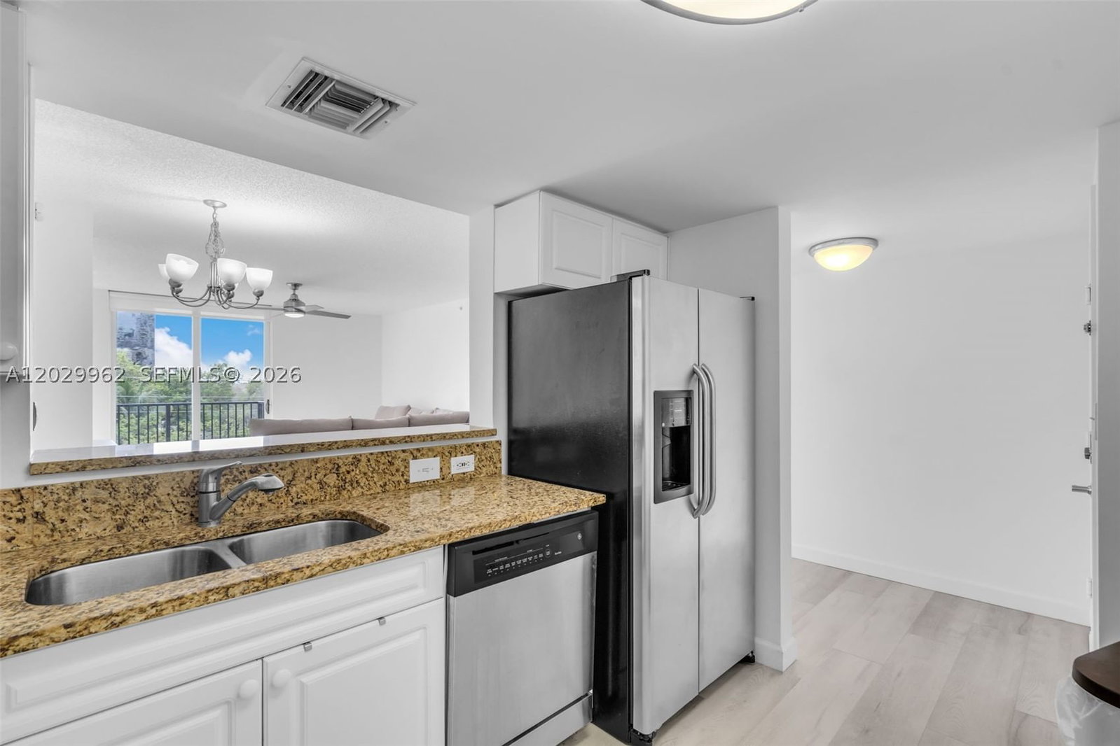Real estate property located at 520 5th Ave #1307, Broward, Las Olas By The River Con, Fort Lauderdale, FL