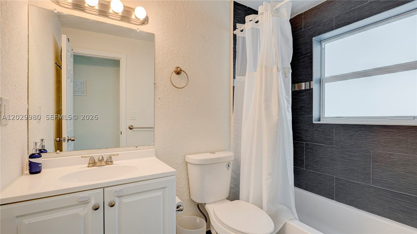 Real estate property located at 2510 9th Ave, Broward, Cresthaven No 6, Pompano Beach, FL