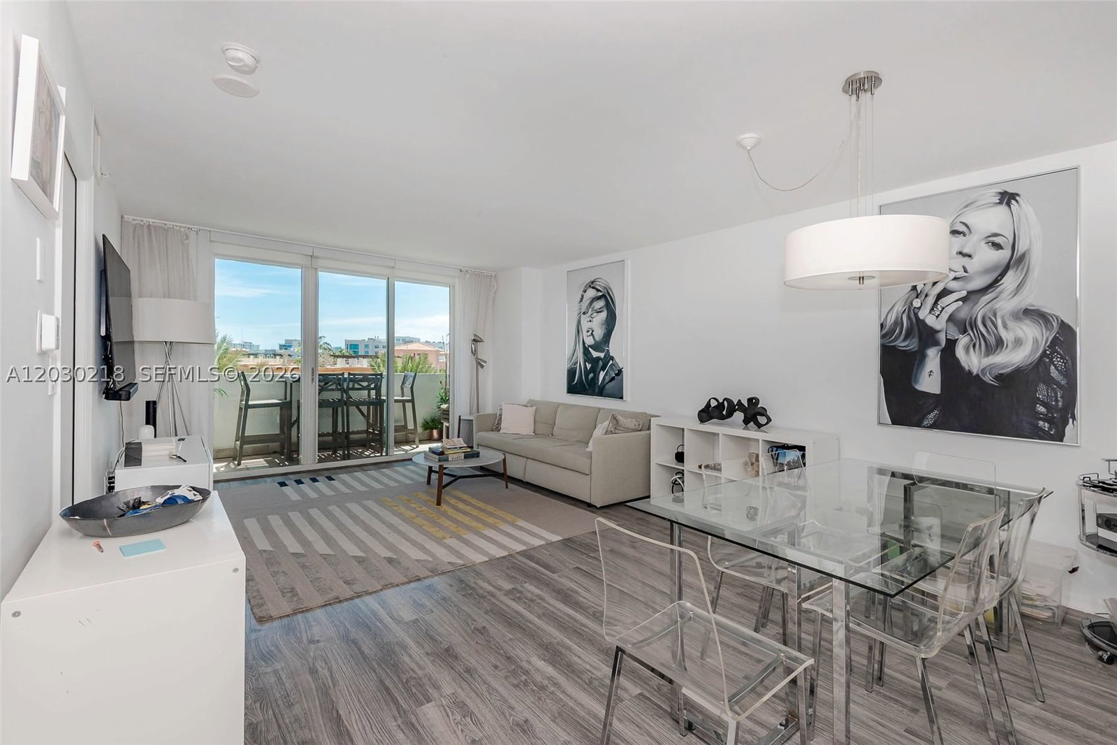 Real estate property located at 90 Alton Rd #607, Miami-dade, Yacht Club At Portofino C, Miami Beach, FL
