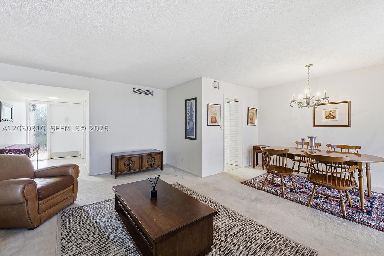 Real estate property located at 1309 Bridgewood Dr, Palm Beach, Bridgewood Townhouse Cond, Boca Raton, FL