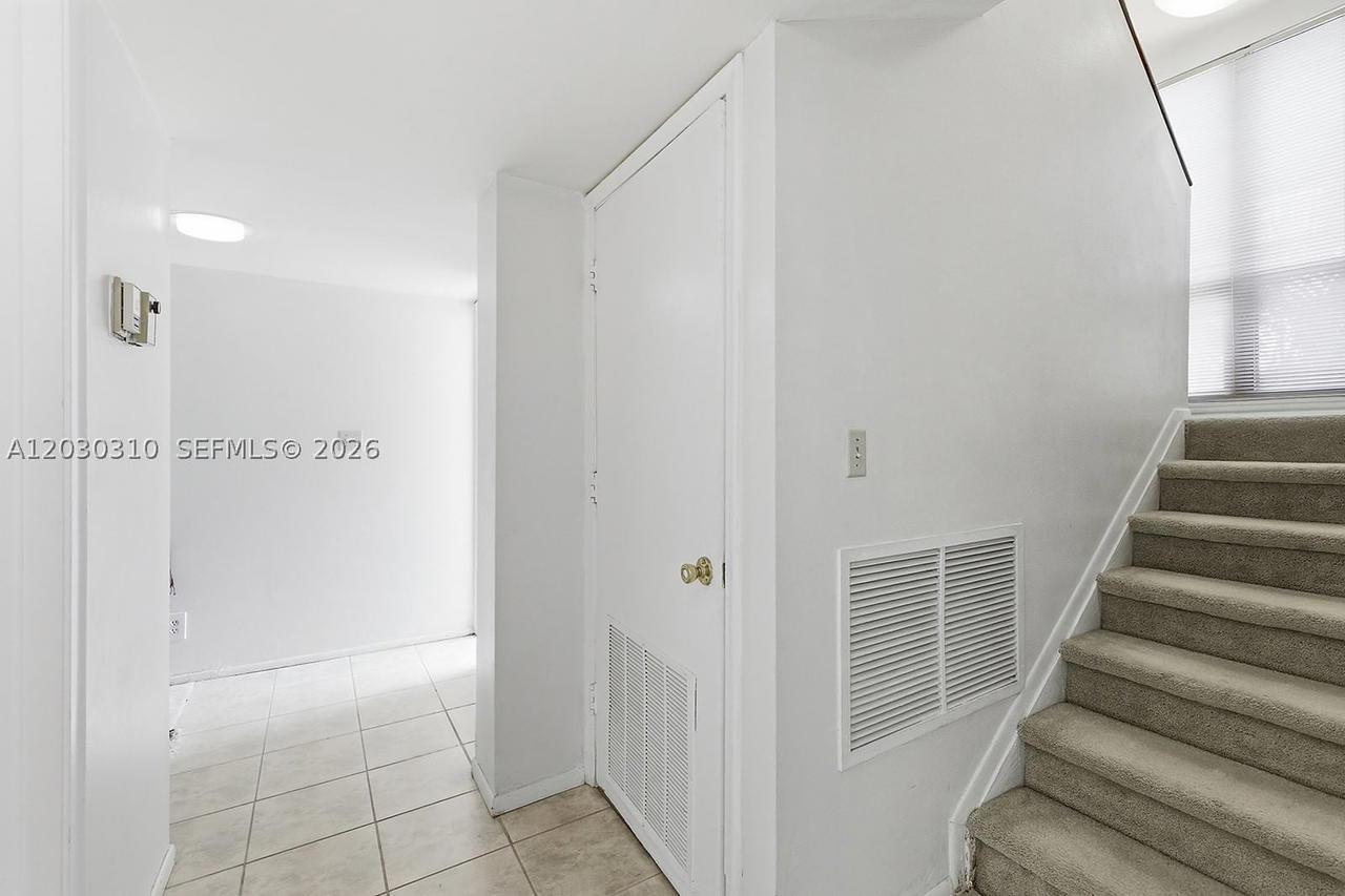 Real estate property located at 1309 Bridgewood Dr, Palm Beach, Bridgewood Townhouse Cond, Boca Raton, FL