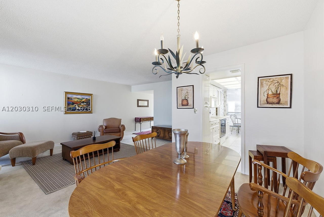 Real estate property located at 1309 Bridgewood Dr, Palm Beach, Bridgewood Townhouse Cond, Boca Raton, FL