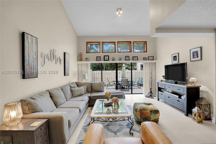 Real estate property located at 1400 9th Ave C-18, Palm Beach, Woodlet Condo, Boca Raton, FL