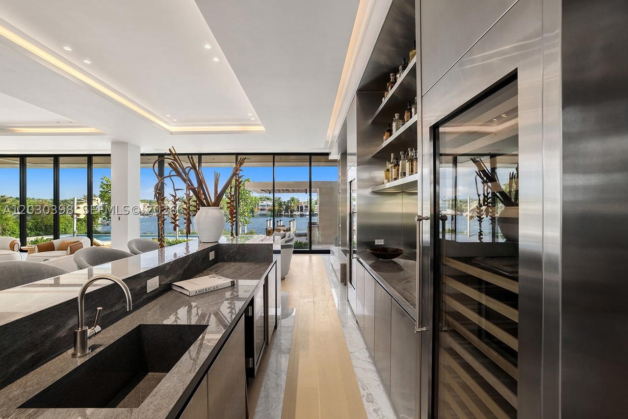 Real estate property located at 360 Hibiscus Drive, Miami-dade, Hibiscus Island, Miami Beach, FL