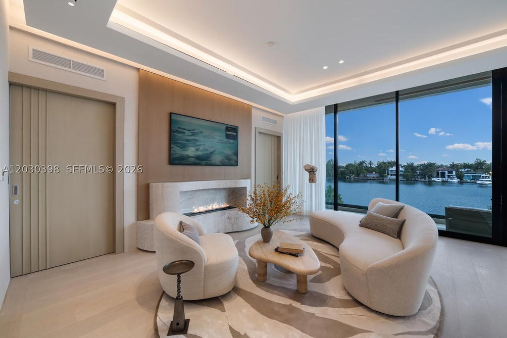 Real estate property located at 360 Hibiscus Drive, Miami-dade, Hibiscus Island, Miami Beach, FL