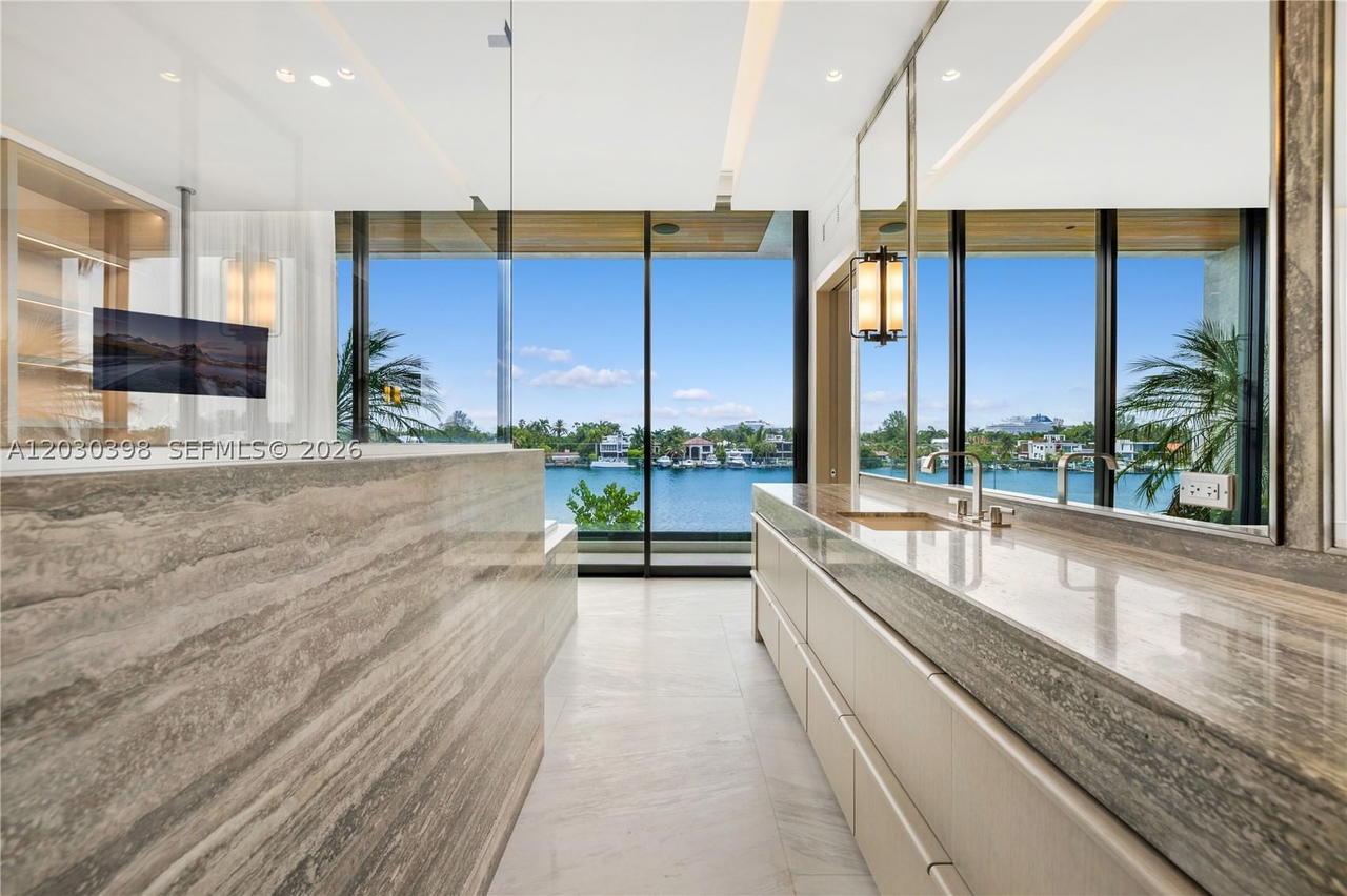 Real estate property located at 360 Hibiscus Drive, Miami-dade, Hibiscus Island, Miami Beach, FL