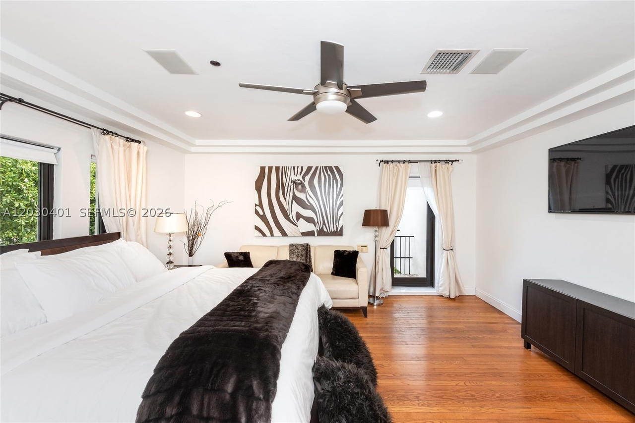 Real estate property located at 5860 Pine Tree Dr, Miami-dade, Beach View Addn, Miami Beach, FL