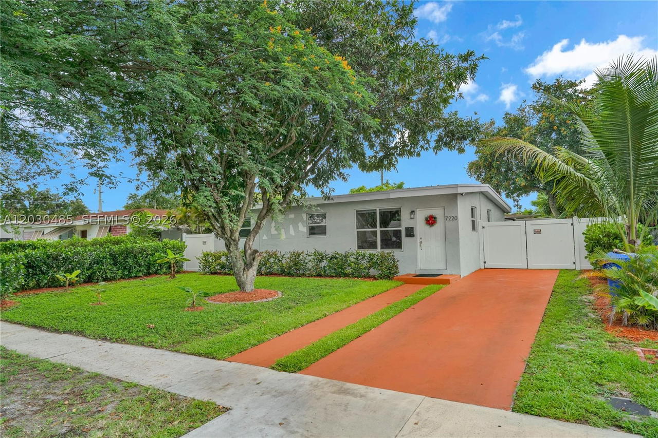 Real estate property located at 7220 Arthur St, Broward, Boulevard Estates, Hollywood, FL
