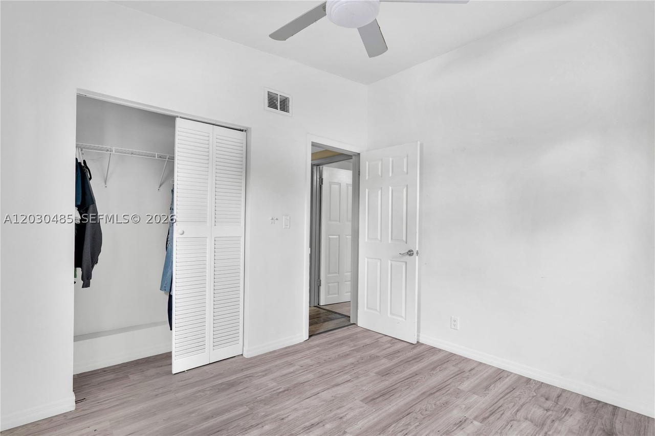 Real estate property located at 7220 Arthur St, Broward, Boulevard Estates, Hollywood, FL