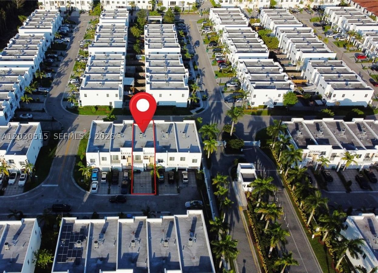 Real estate property located at 7221 103rd Path, Miami-dade, Doral Palms North, Doral, FL