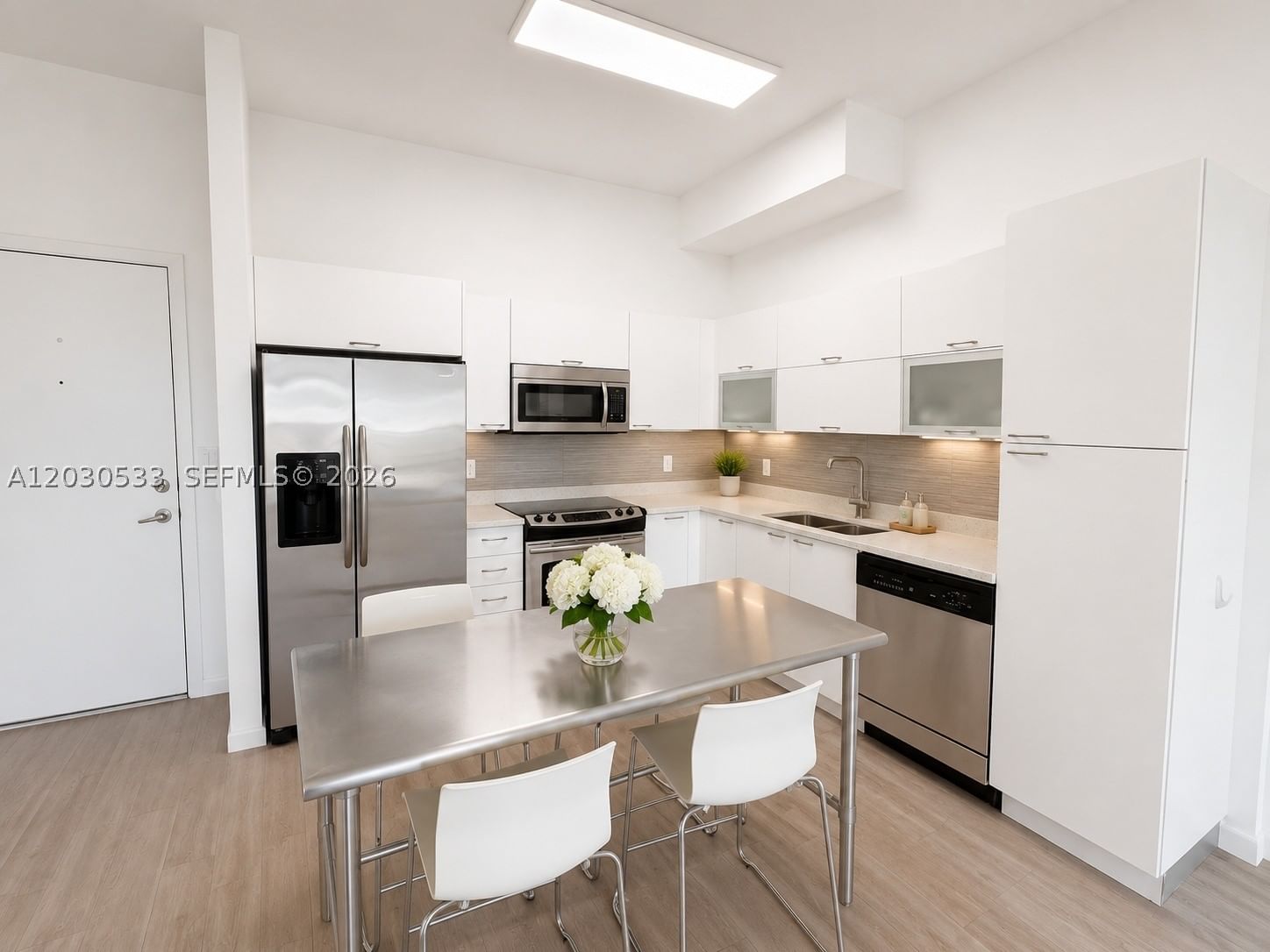 Real estate property located at 234 3rd St #905, Miami-dade, The Loft Downtown Condo, Miami, FL