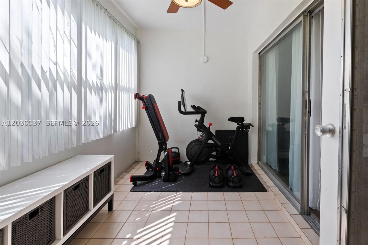 Real estate property located at 2800 Palm Aire Dr #405, Broward, No 1 Palm-aire Country Cl, Pompano Beach, FL