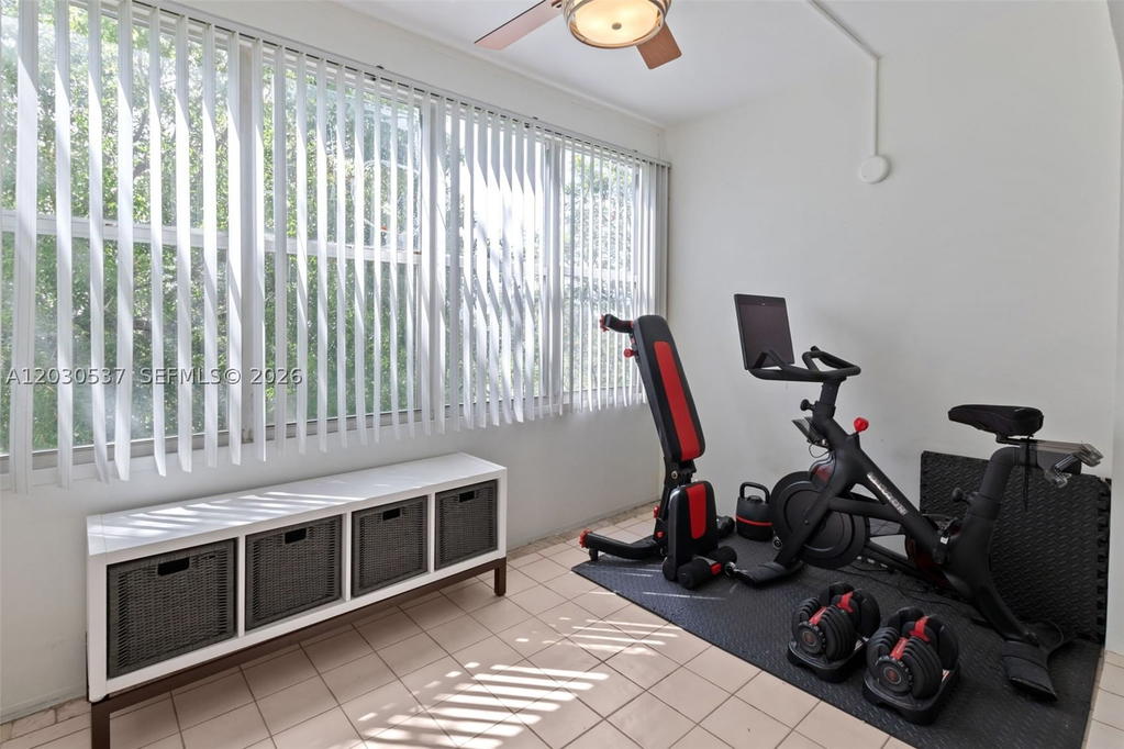 Real estate property located at 2800 Palm Aire Dr #405, Broward, No 1 Palm-aire Country Cl, Pompano Beach, FL