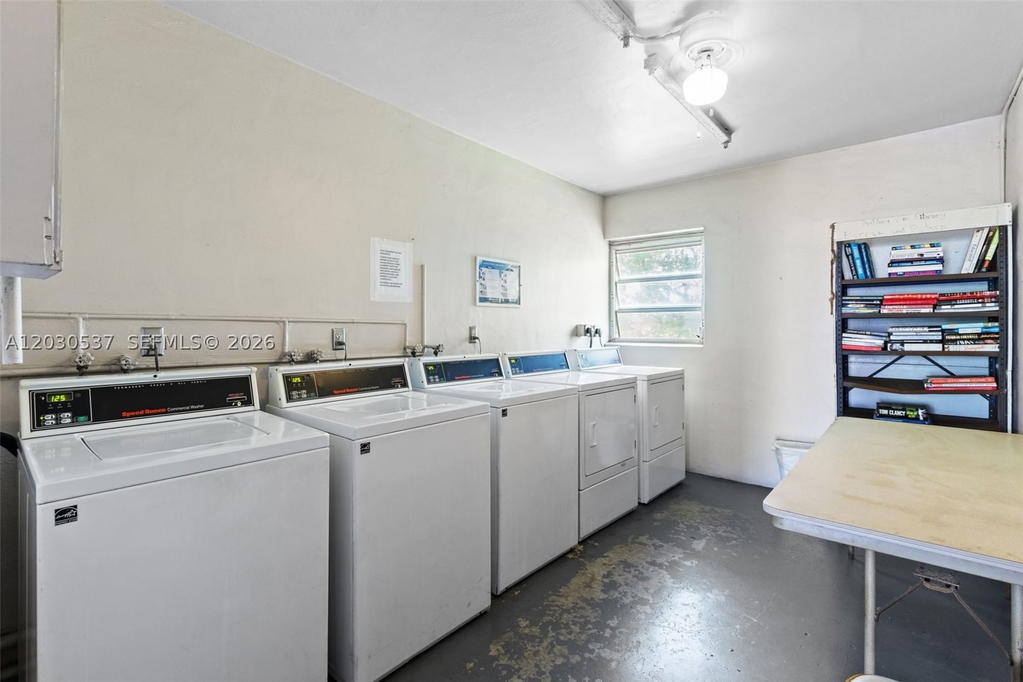 Real estate property located at 2800 Palm Aire Dr #405, Broward, No 1 Palm-aire Country Cl, Pompano Beach, FL