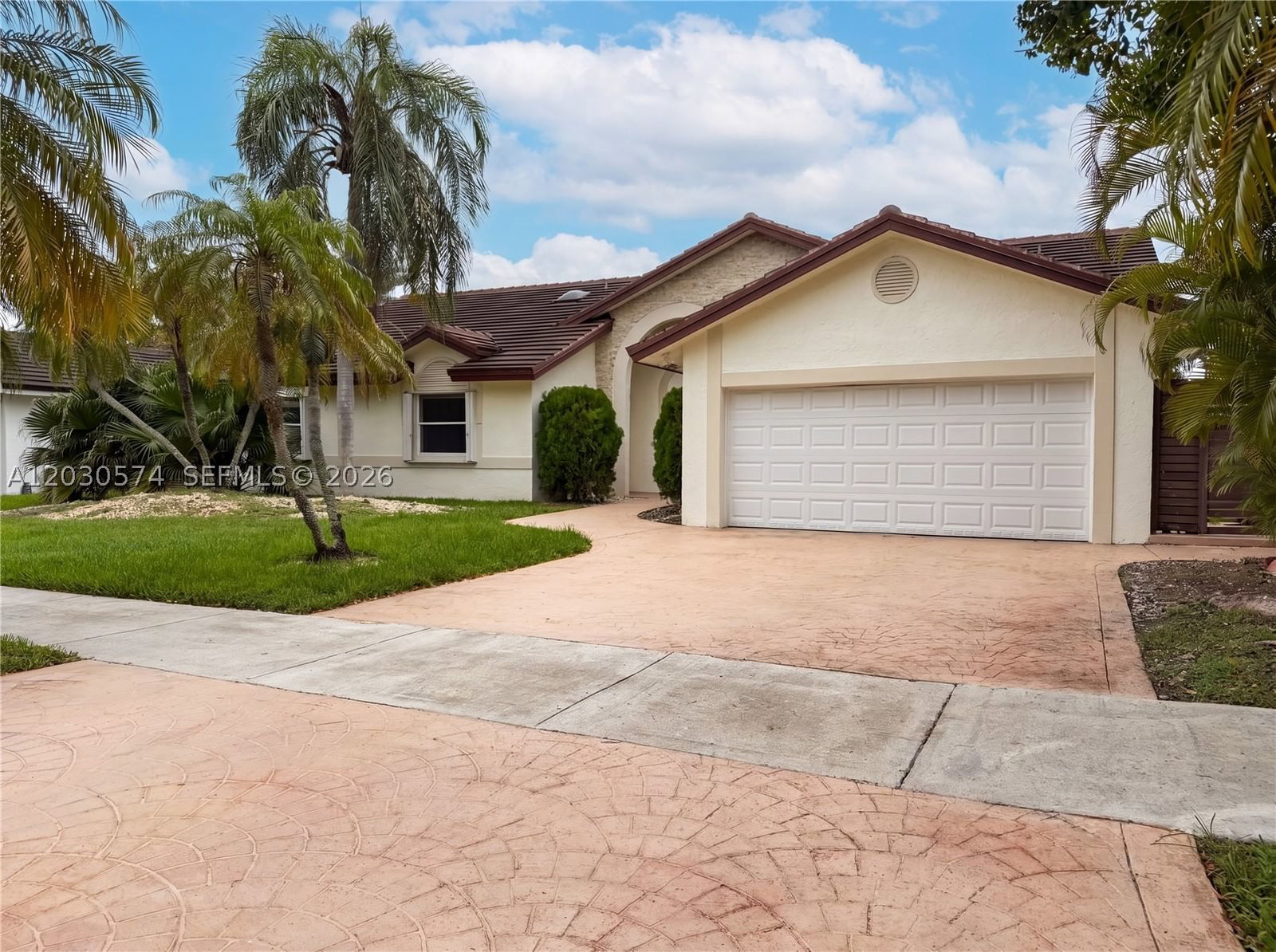 Real estate property located at 16571 145th Ave, Miami-dade, Limewood Grove, Miami, FL