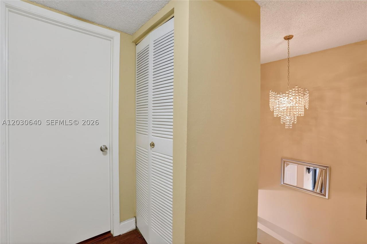 Real estate property located at 14250 94th Cir Ln #104-31, Miami-dade, Camelot Two Condo, Miami, FL